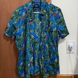 Men’s American Eagle Tropical Button Down Tee